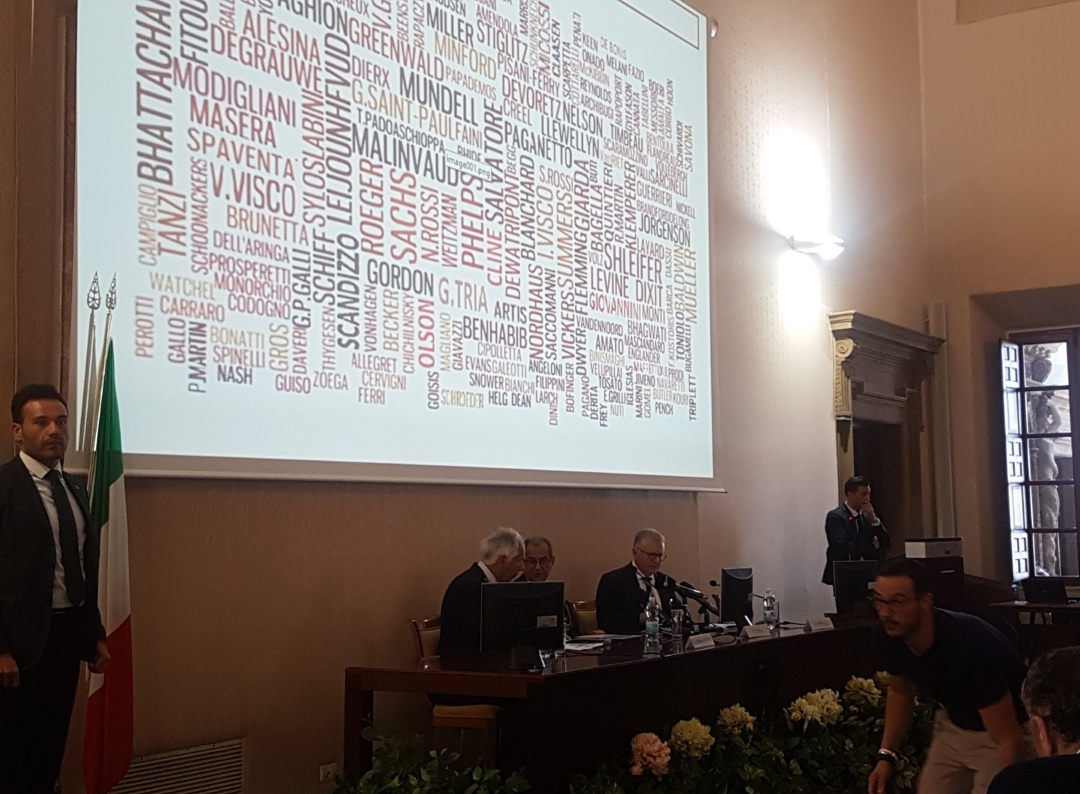 gallery Il ministro Tria apre la Conferenza Economica Internazionale di Villa Mondragone