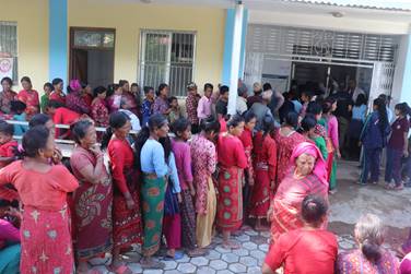 gallery Centro medico di Bodgaun in Nepal: studenti e docenti di Medicina collaborano alla terapia domiciliare anti Covid