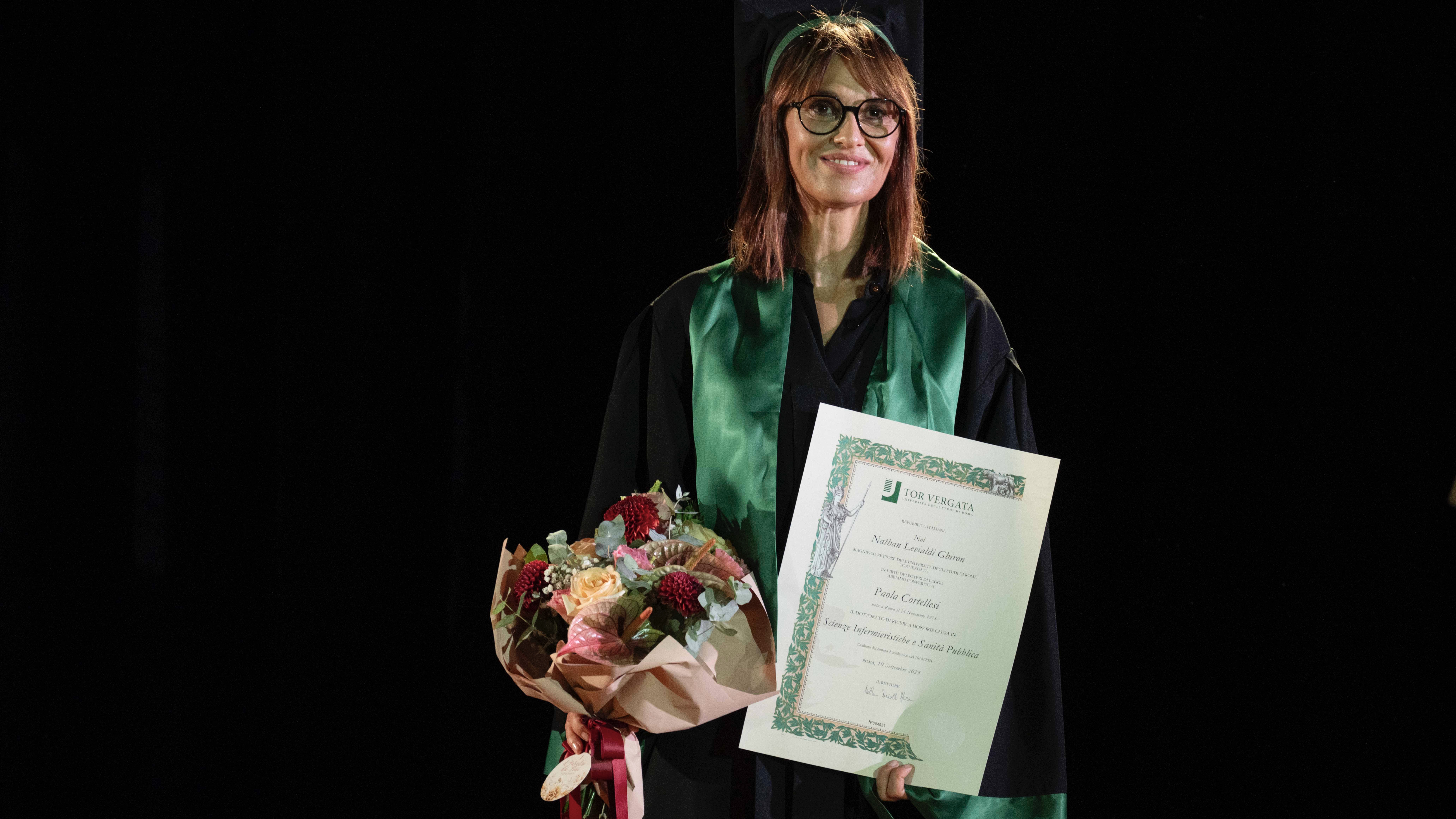 gallery La medicina del sorriso, a Paola Cortellesi il Dottorato Honoris Causa in Scienze infermieristiche e Sanità pubblica dell'Università di Roma Tor Vergata